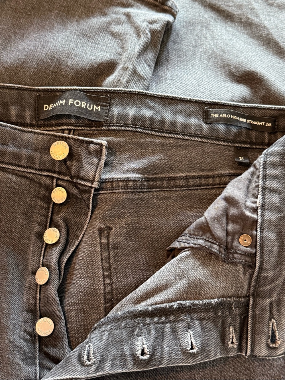 Denim Forum the Arlo High Rise Straight Leg Faded Black Jeans Size 31 - Picture 9 of 17